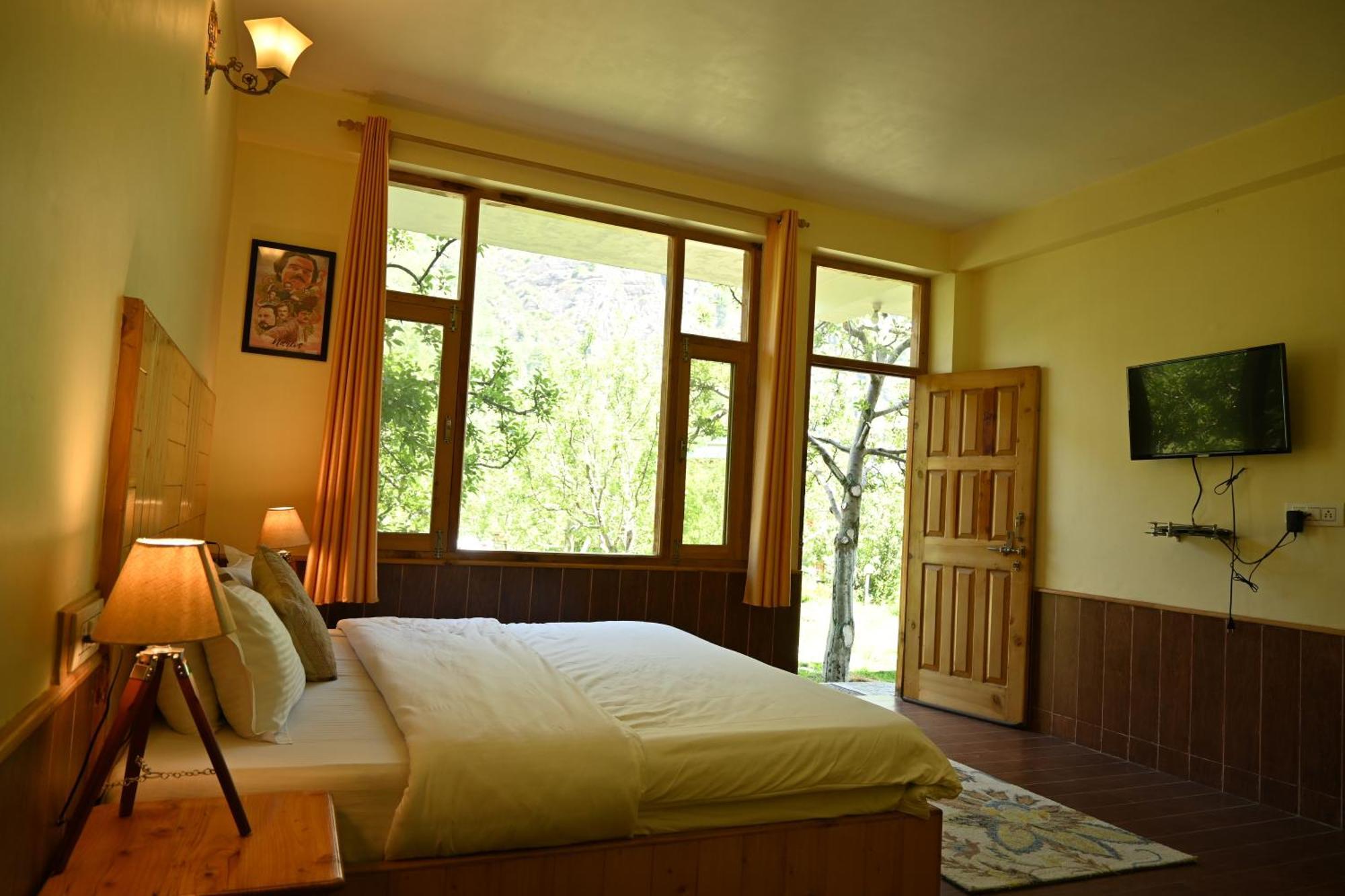 Cascade Mountain Retreat Manali Bed and Breakfast Buitenkant foto