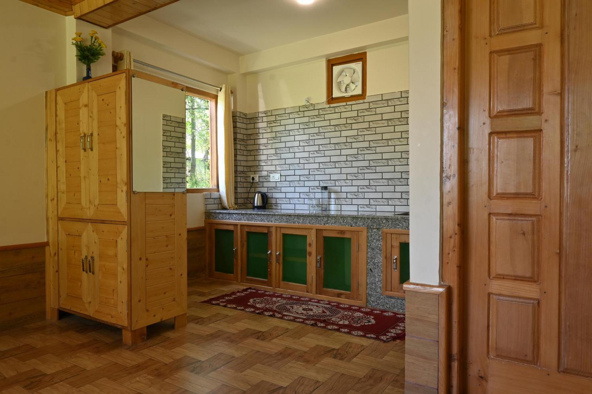 Cascade Mountain Retreat Manali Bed and Breakfast Buitenkant foto