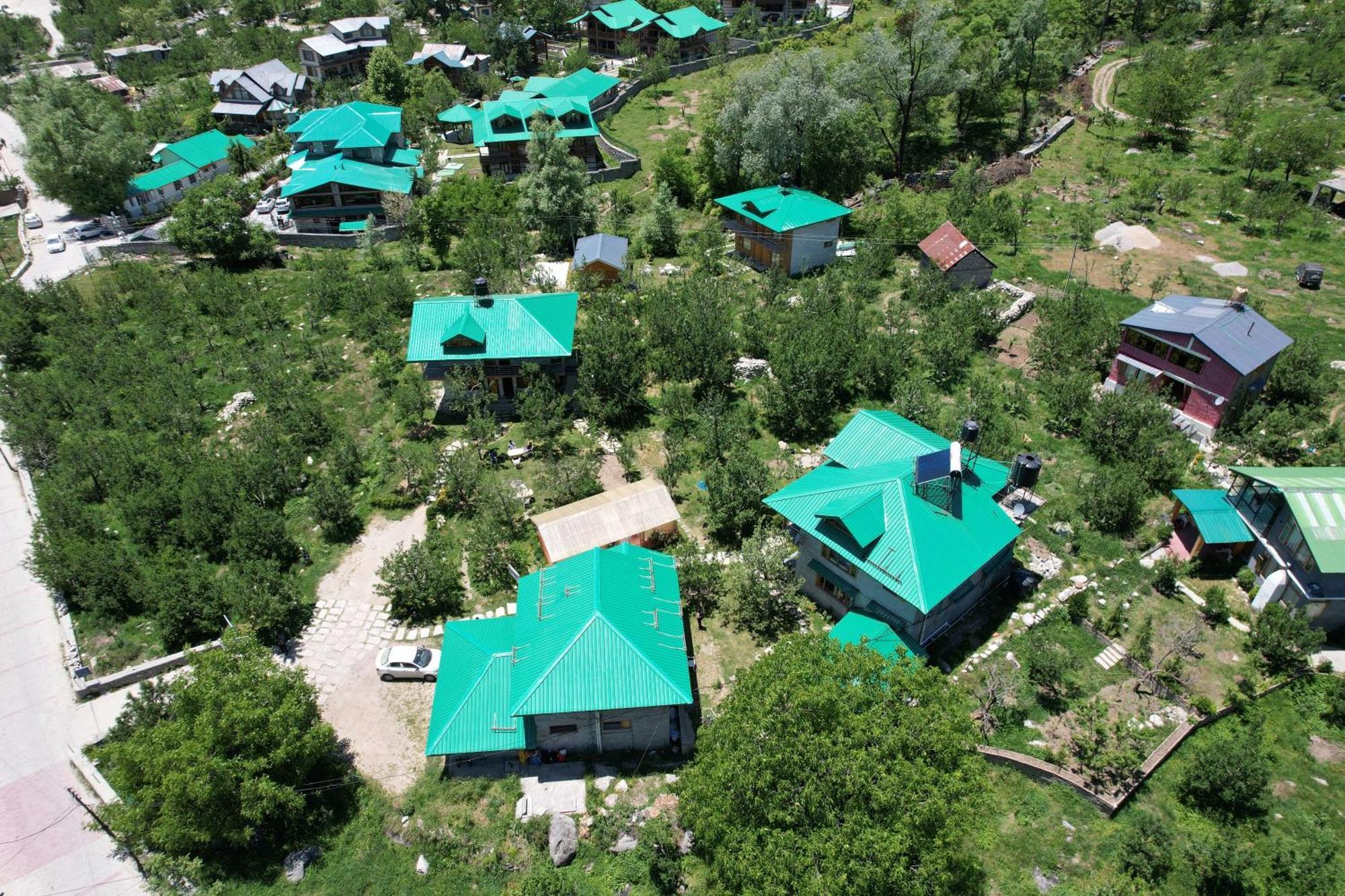 Cascade Mountain Retreat Manali Bed and Breakfast Buitenkant foto