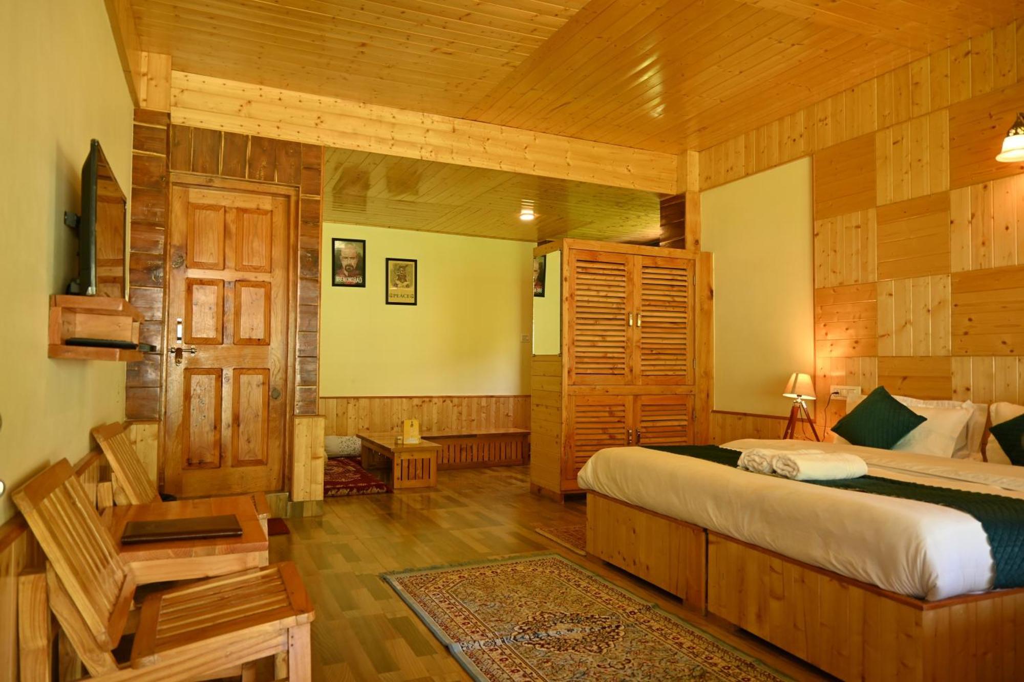 Cascade Mountain Retreat Manali Bed and Breakfast Buitenkant foto