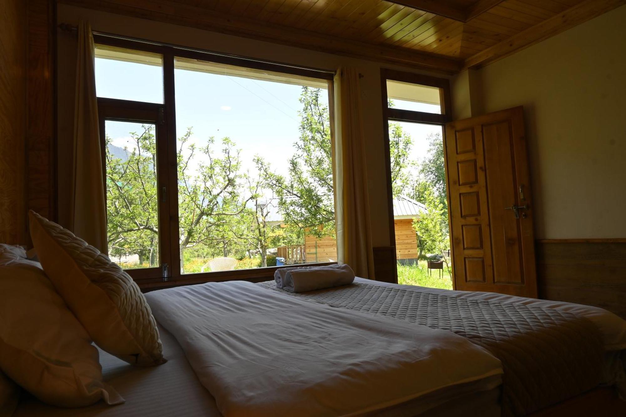 Cascade Mountain Retreat Manali Bed and Breakfast Buitenkant foto