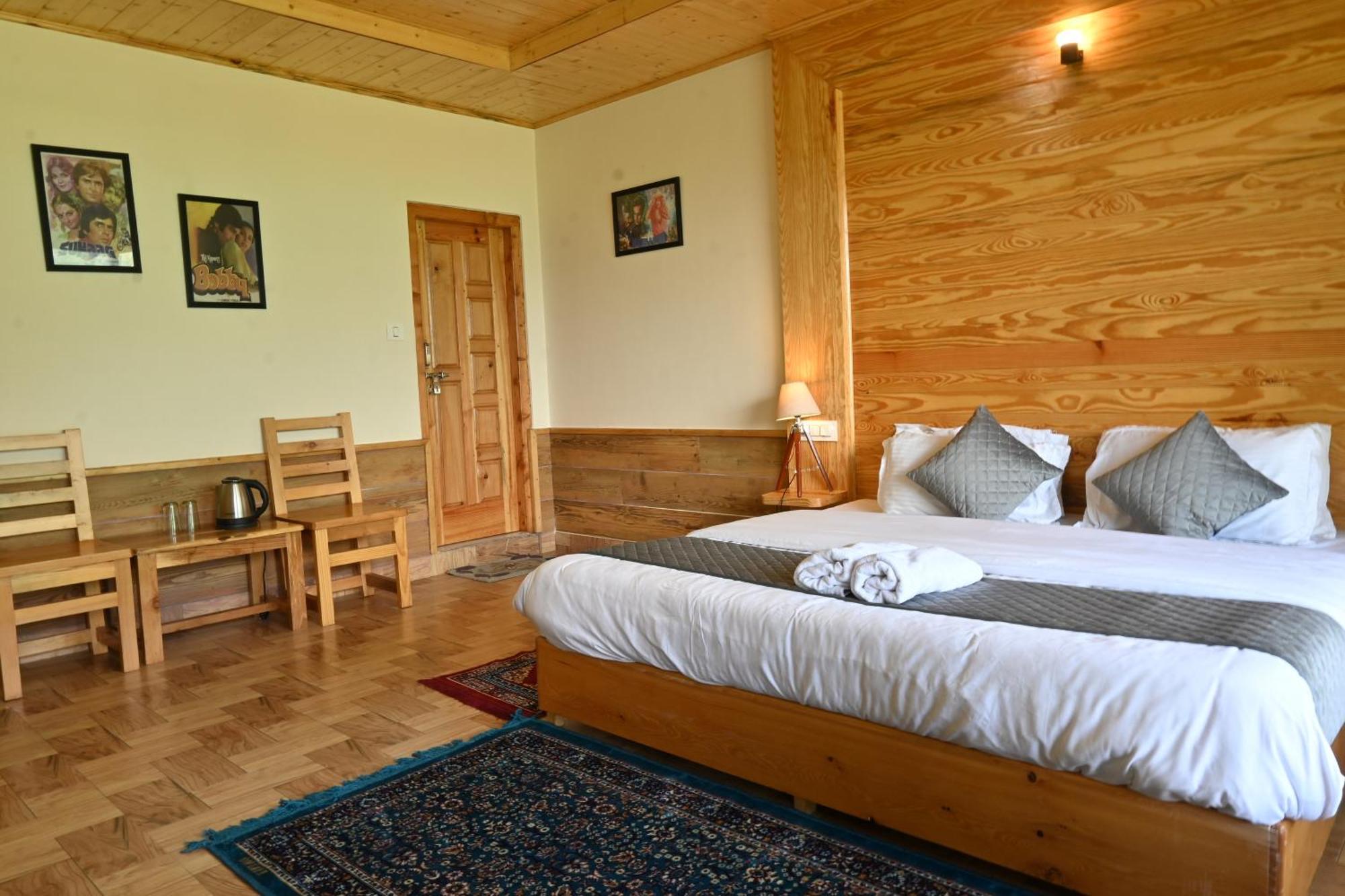 Cascade Mountain Retreat Manali Bed and Breakfast Buitenkant foto