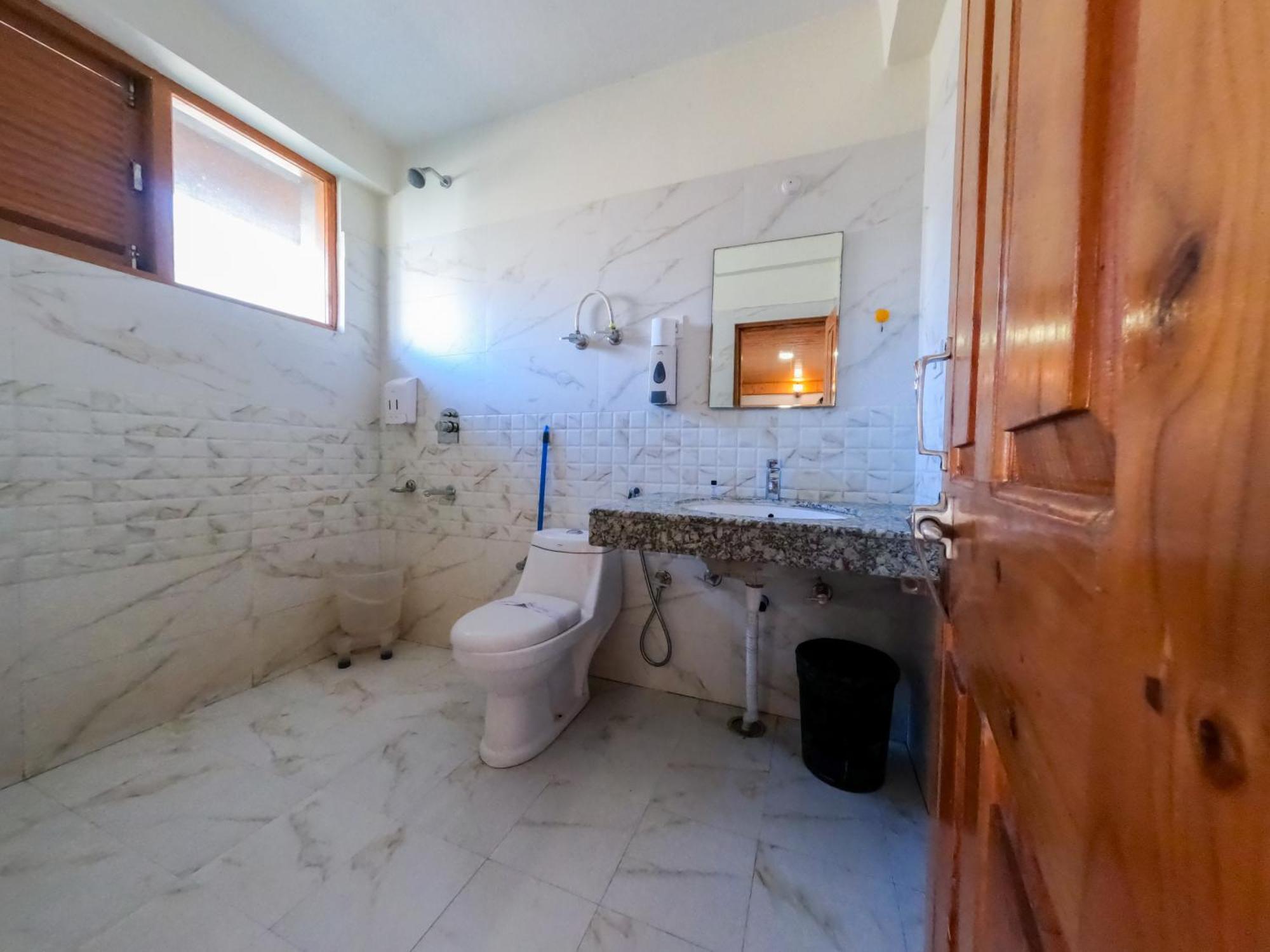 Cascade Mountain Retreat Manali Bed and Breakfast Buitenkant foto